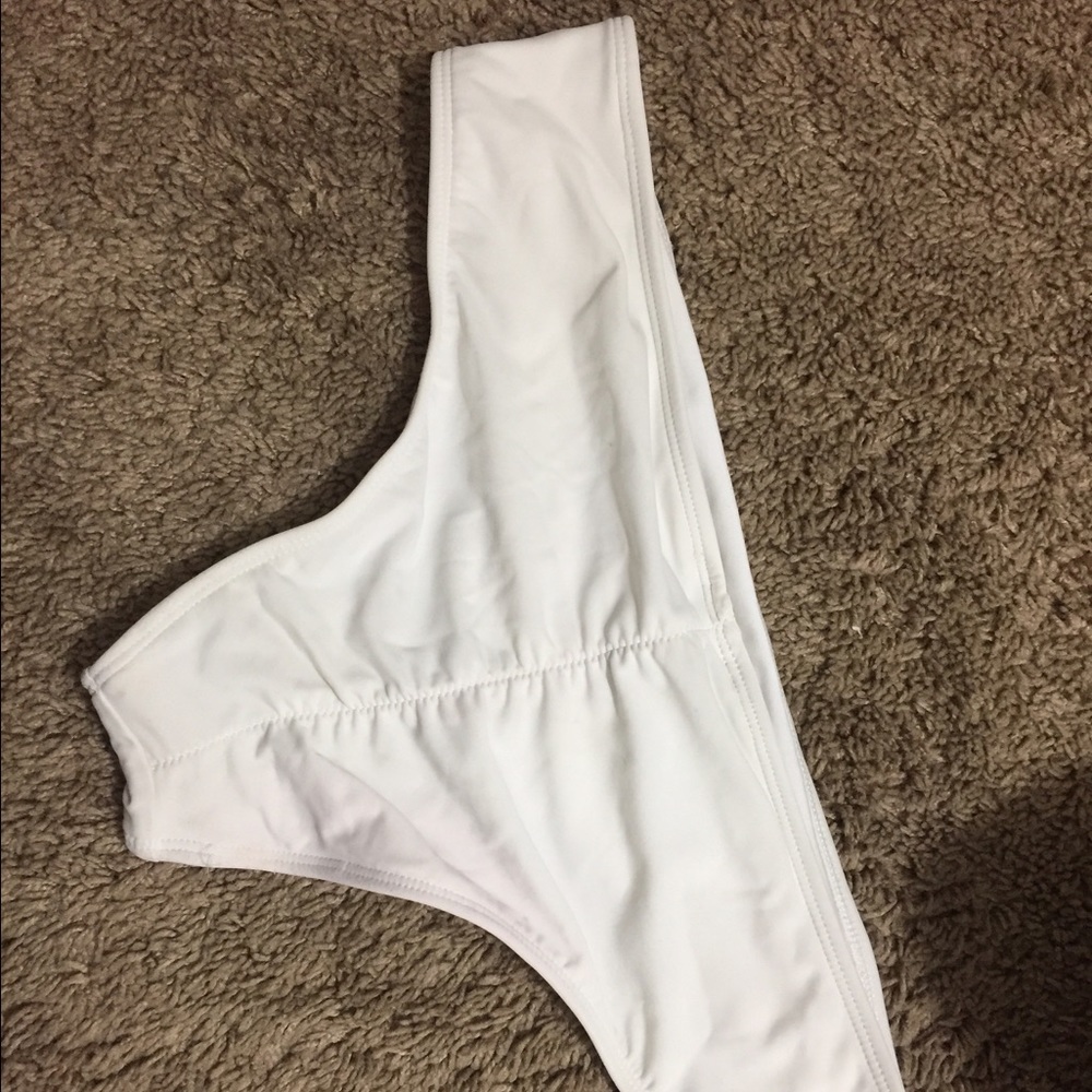 Hollister cheeky bathing suit bottoms