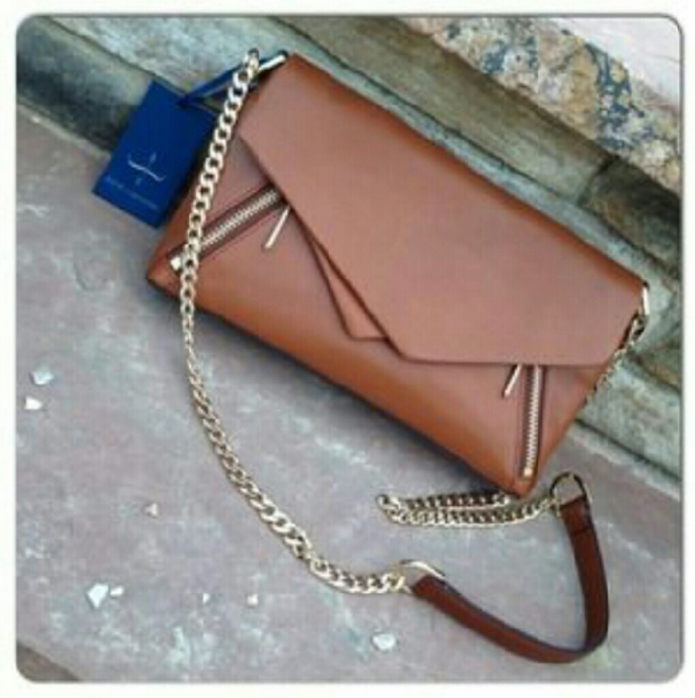 Pour la victoire brown envelope clutch/crossbody!