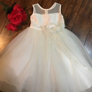 Flower 🌺 Girl Dress