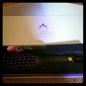 Sutra ionic brush straightener