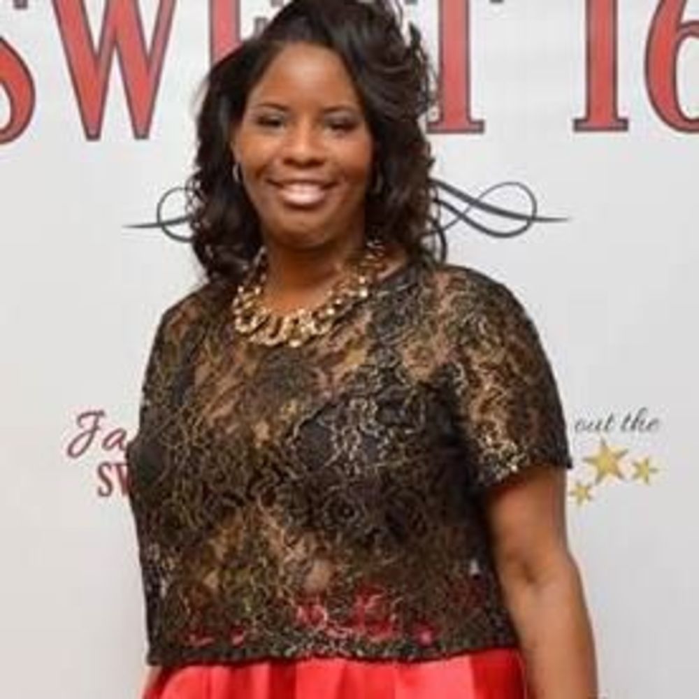 Meet your Posher, Javonka