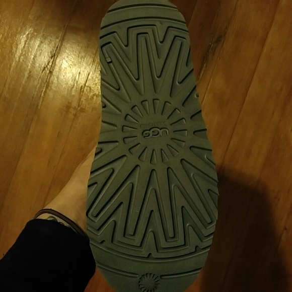 Nwob uggs - Picture 2 of 2