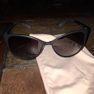 💯 Authentic Black matte Marc by Marc Jacobs