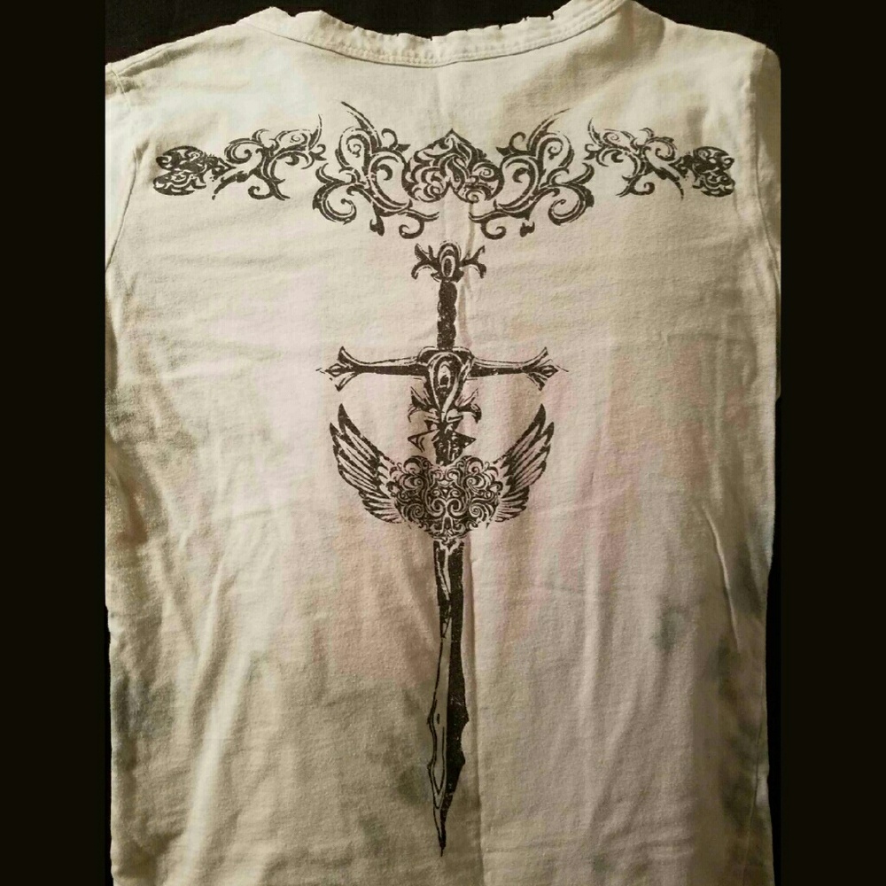 Shirt - Picture 4 of 4