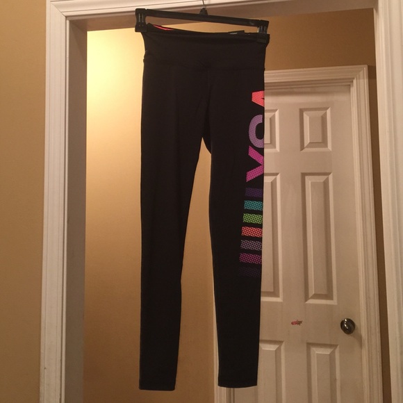 Victoria's Secret - Picture 2 of 4