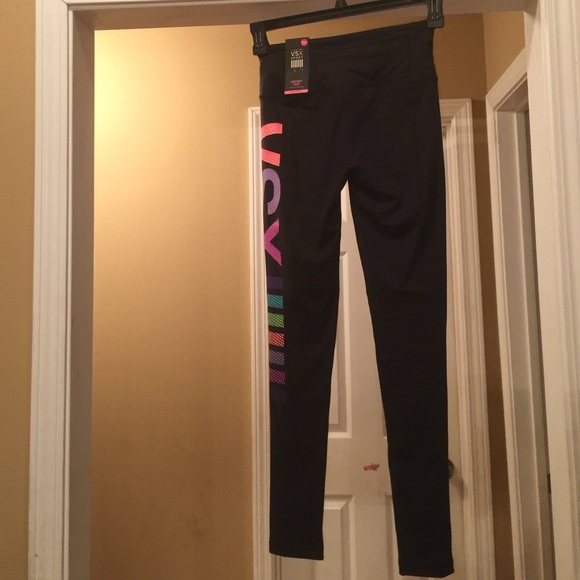 Victoria's Secret - Picture 4 of 4