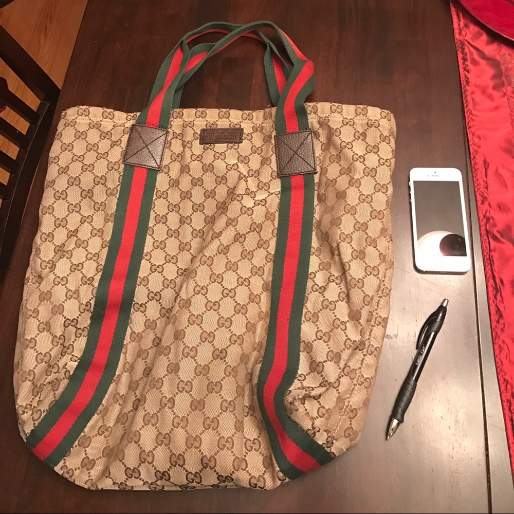 Gucci tote with red and green straps/handles