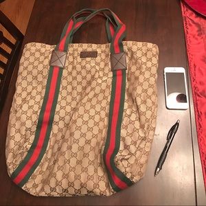 Gucci tote with red and green straps/handles