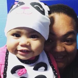 Meet your Posher, Papipou olivia