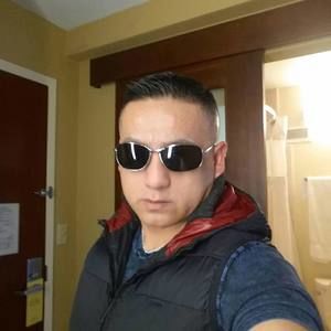 Meet your Posher, Cesar