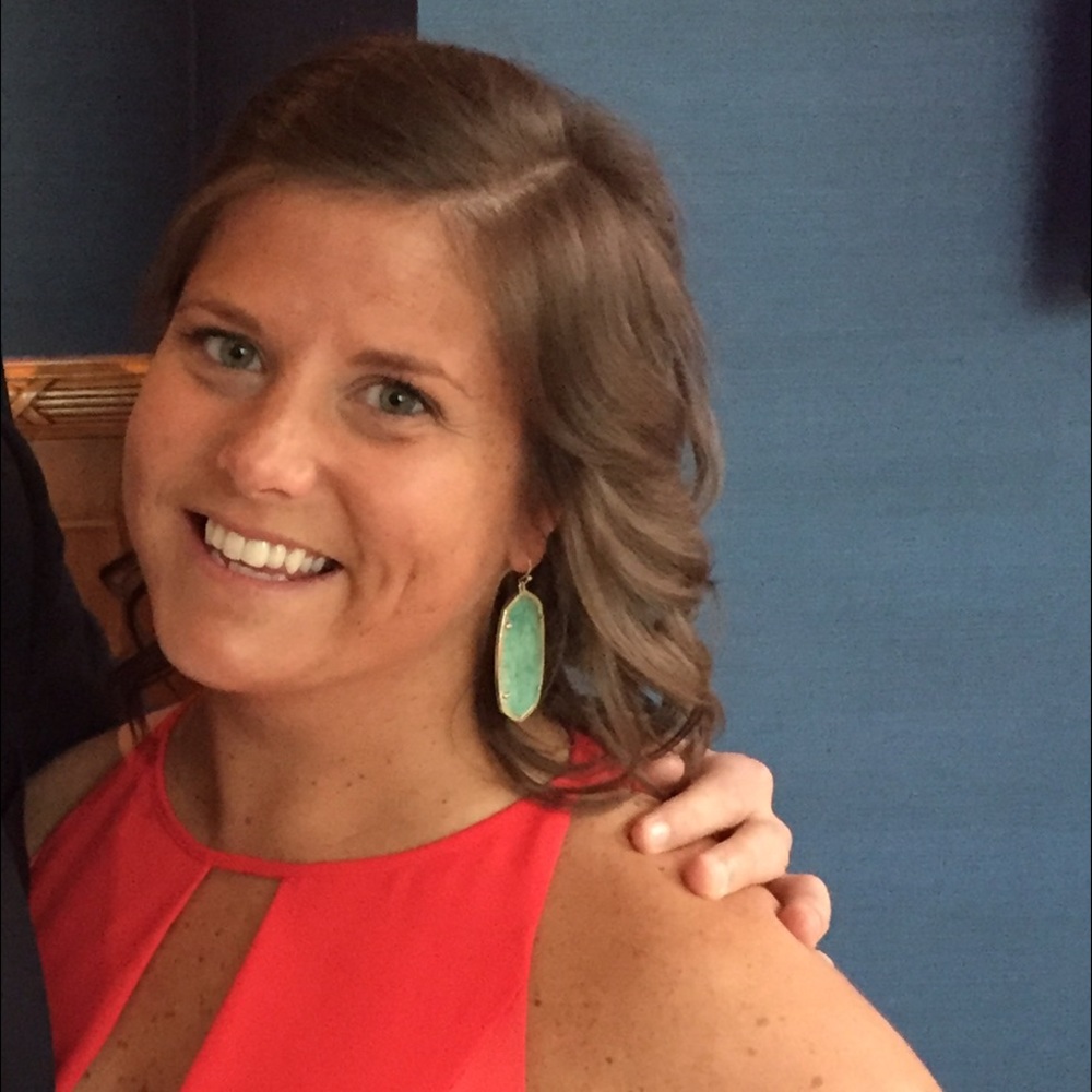 Meet your Posher, Amy