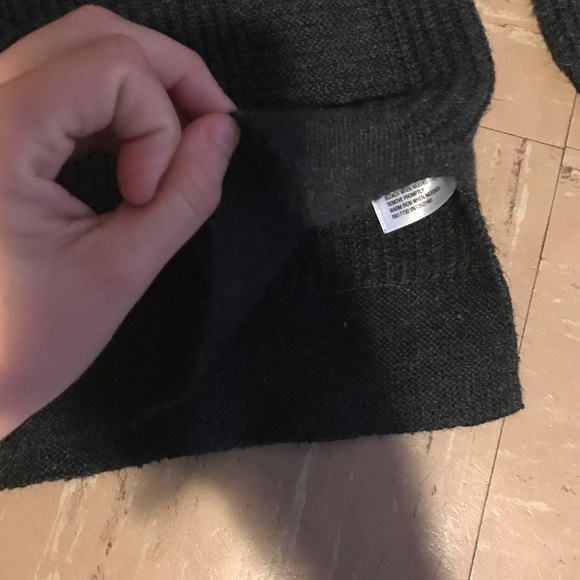 Sweater - Picture 2 of 4