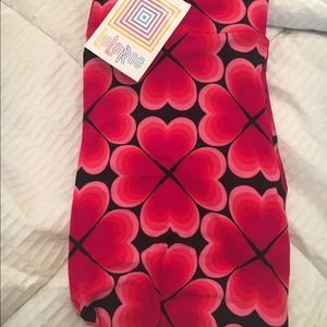 ❤🎈❤❣️❤❣️❤❣️❤❣️Lula Roe Valentines Day leggings