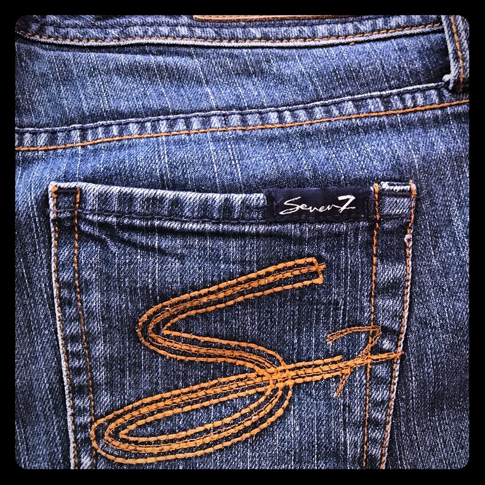 Seven Jeans size 30. Inseam 32