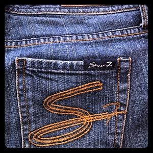 Seven Jeans size 30. Inseam 32