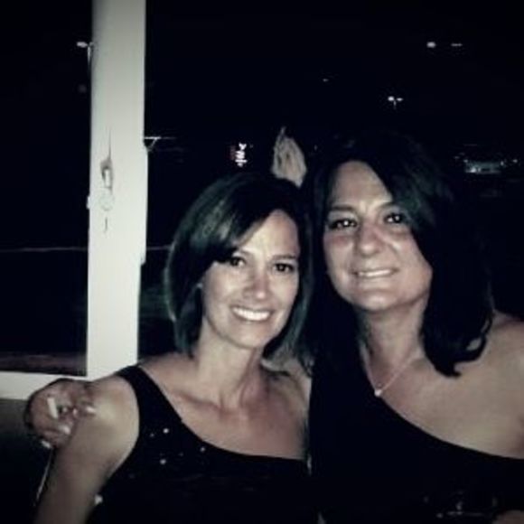 Meet your Posher, Jennifer - Picture 1 of 1