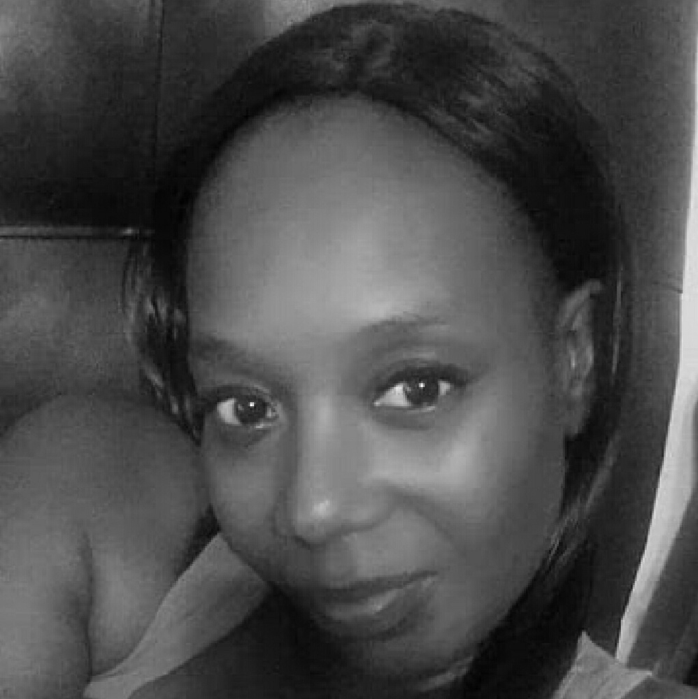 Meet your Posher, Carla