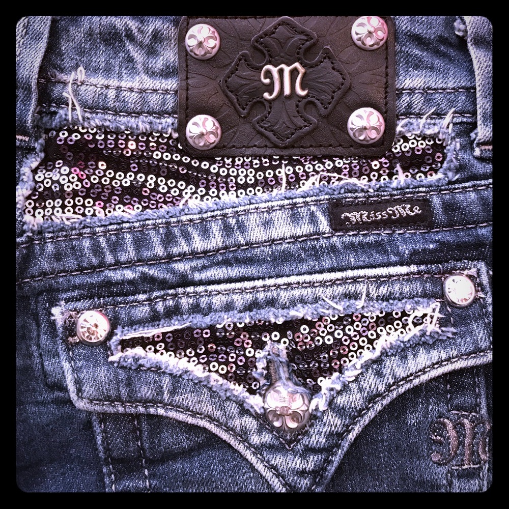Miss Me jeans. 28waist. Inseam 32