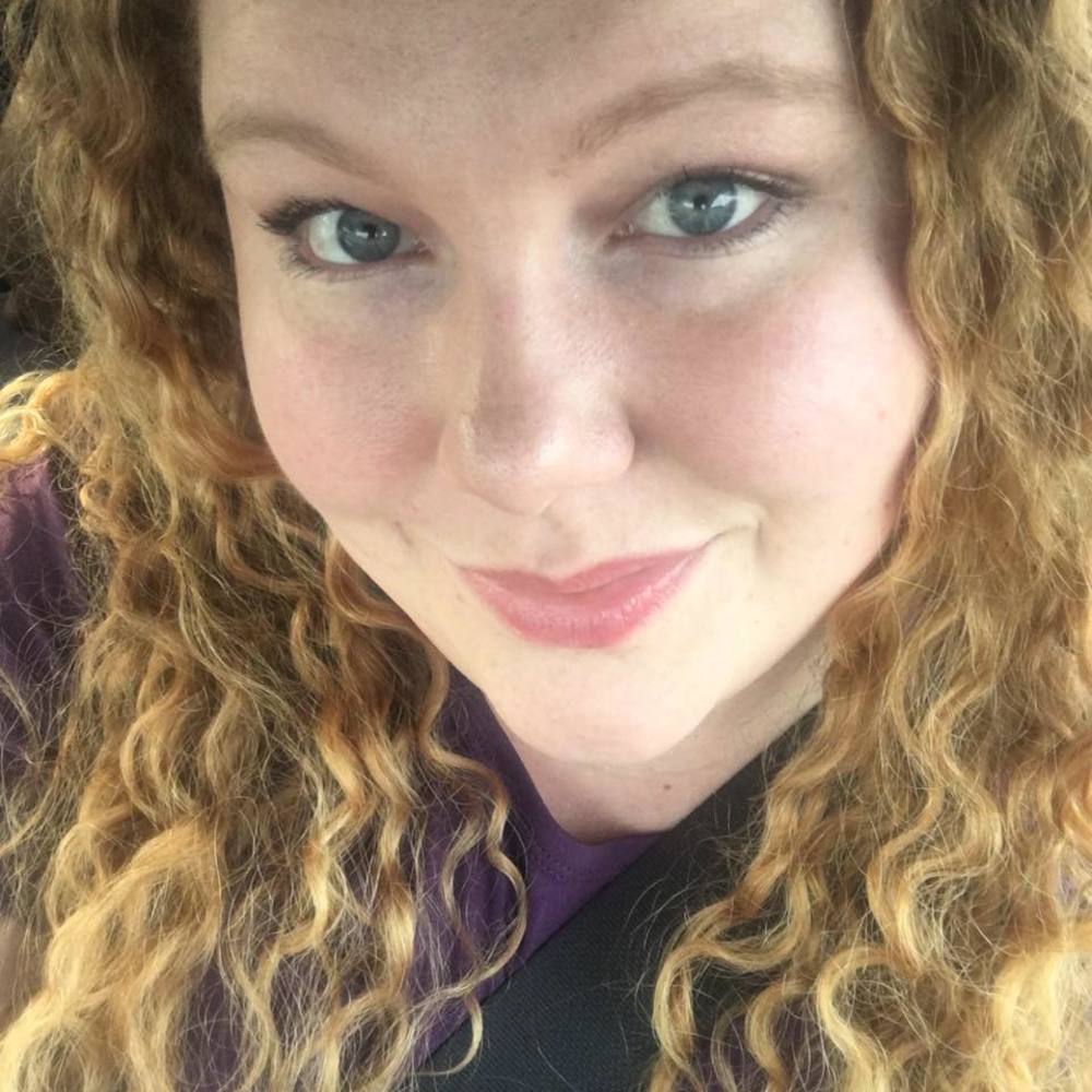 Meet your Posher, Carrie