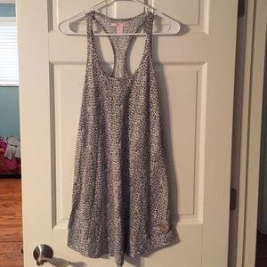 VS nightgown. Last chance then being donated!