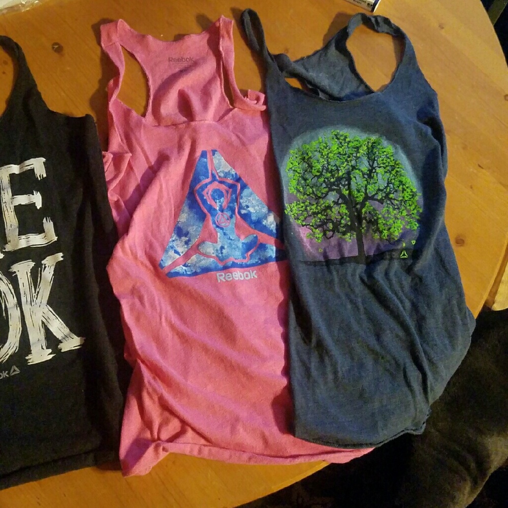 Reebok Tanks Lot of 2 XS