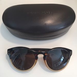 Michael Kors Accessories - Two Tone Michael Kors Notch Bridge Sunnies Michael Kors Accessories - Two Tone Michael Kors Notch Bridge Sunnies