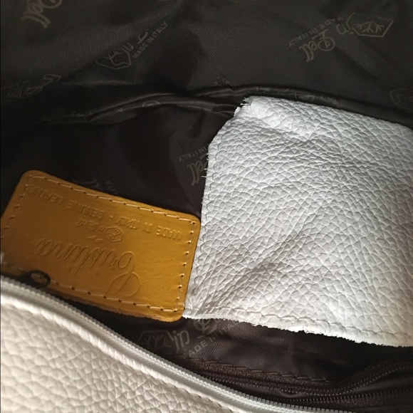 Christina Italian Leather Bag - Picture 3 of 4