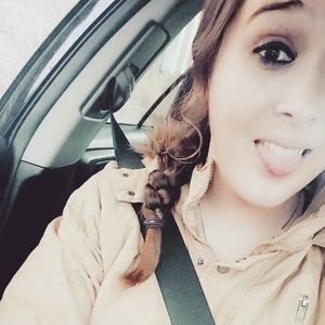 Meet your Posher, Sierra
