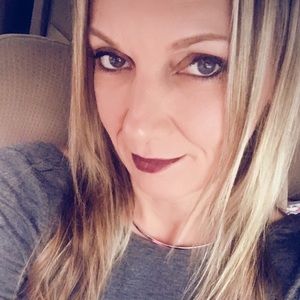 Meet your Posher, Heidi