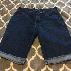 Board/Bermuda Shorts!