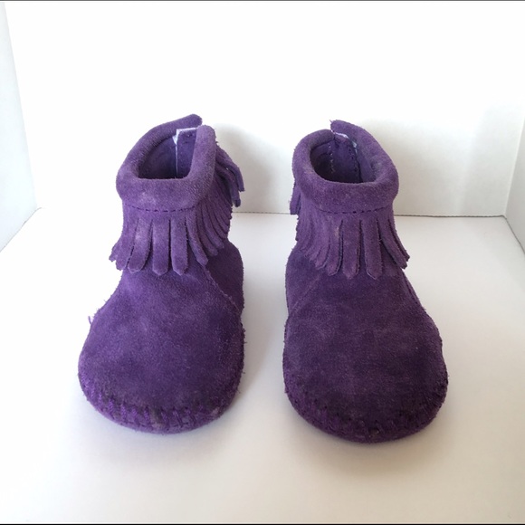 Minnetonka moccasins - Picture 2 of 4