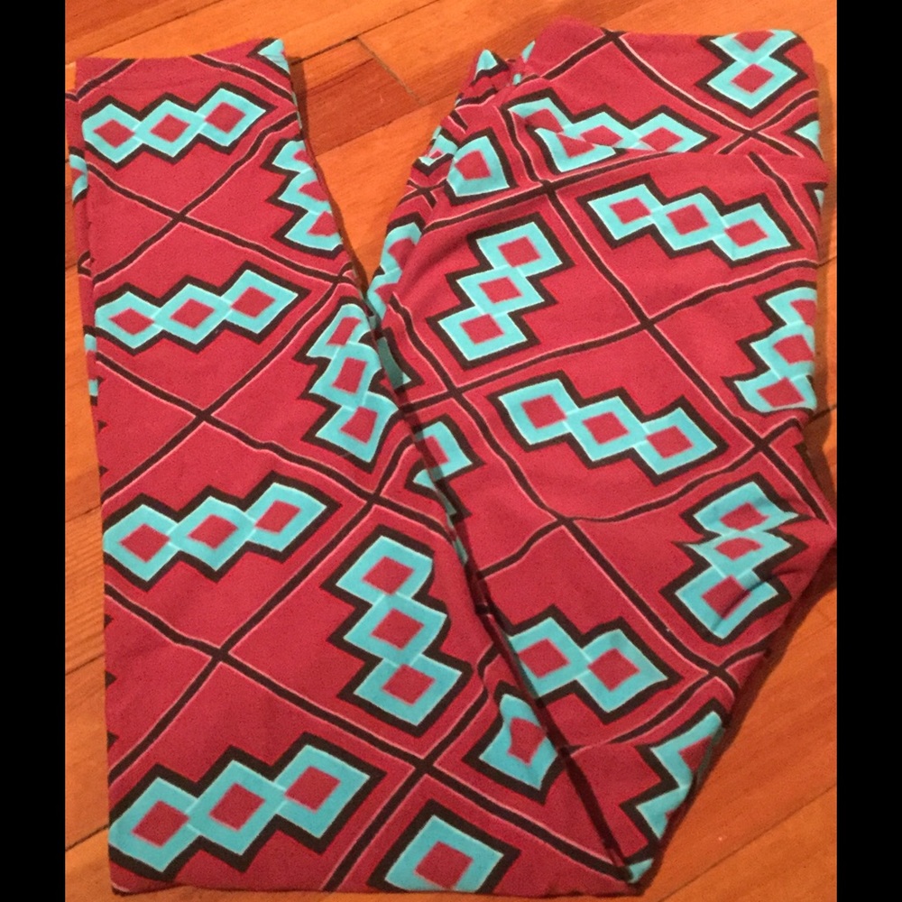 LuLaRoe OS burgundy leggings