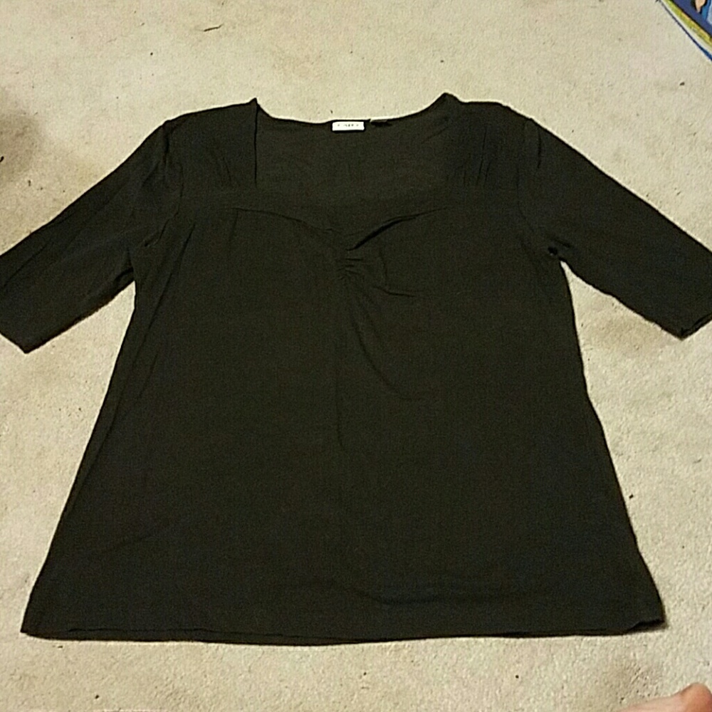 Stretchy black tshirt style blouse