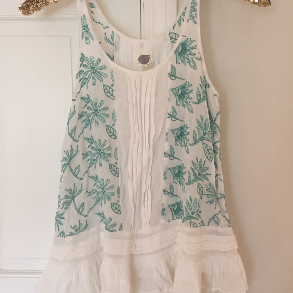 Lilka Sinaloa Embroidered Ruffle Tank. Small. VGUC