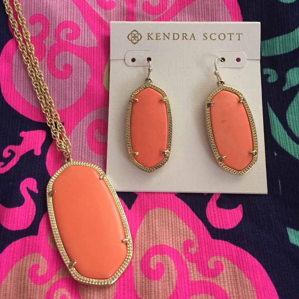 Kendra Scott Coral Set