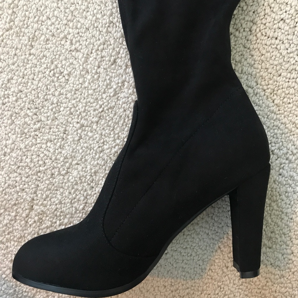 Black Thigh High Boots - Picture 5 of 7