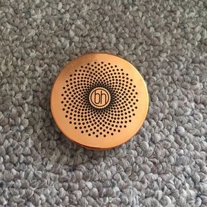 BH Cosmetics Satin Bronzer in Tranquil Tan