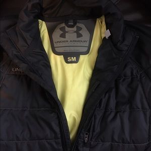 Men's Small Under Armour Jacket