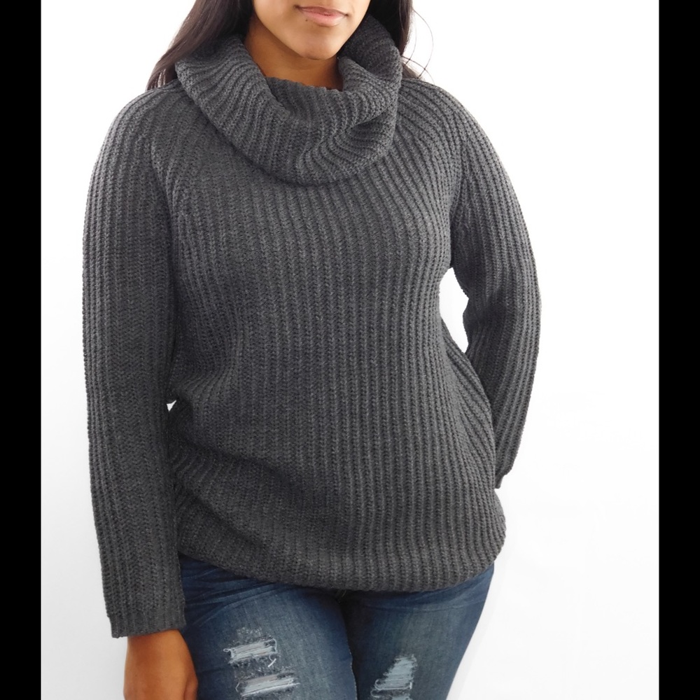 Knitted Loose Turtle Neck Sweater
