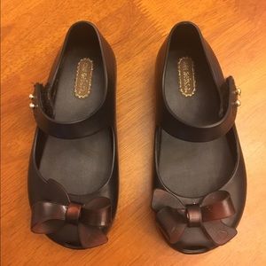 Mini Melissa Size 8.