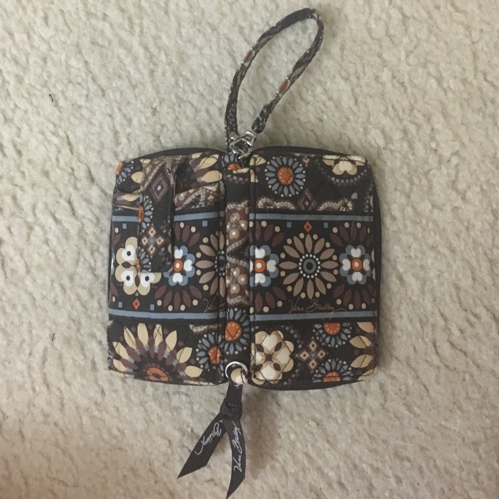 Vera Bradley Wristlet (iPhone 4) Canyon Pattern