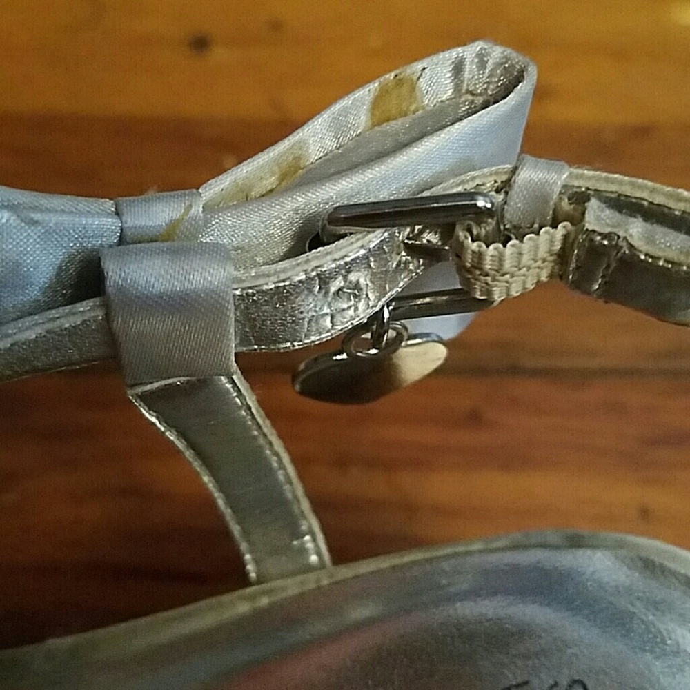 Stuart Weitzman rhinstone heel - Picture 3 of 4