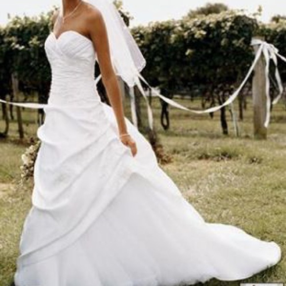 👰Additionally pics of Wedding dress.