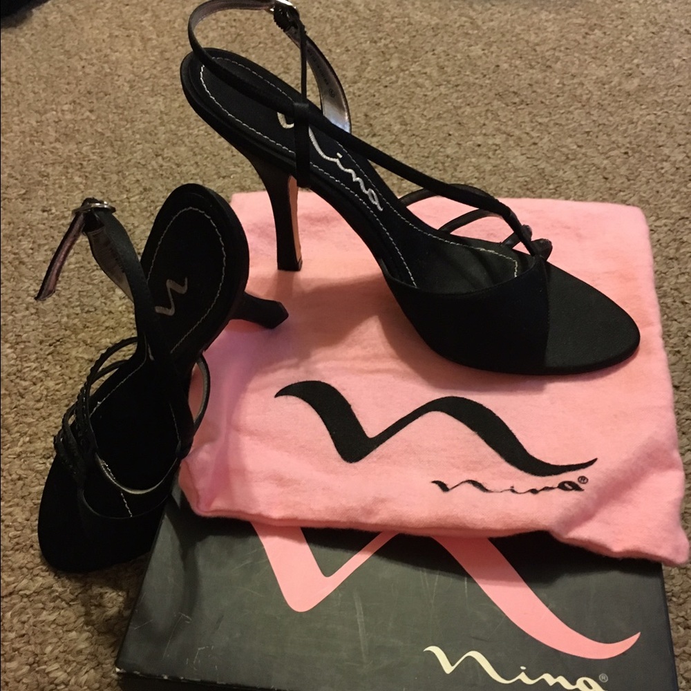 Marcela ls black luster Nina shoes