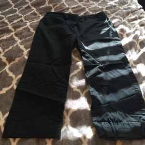 Back capris