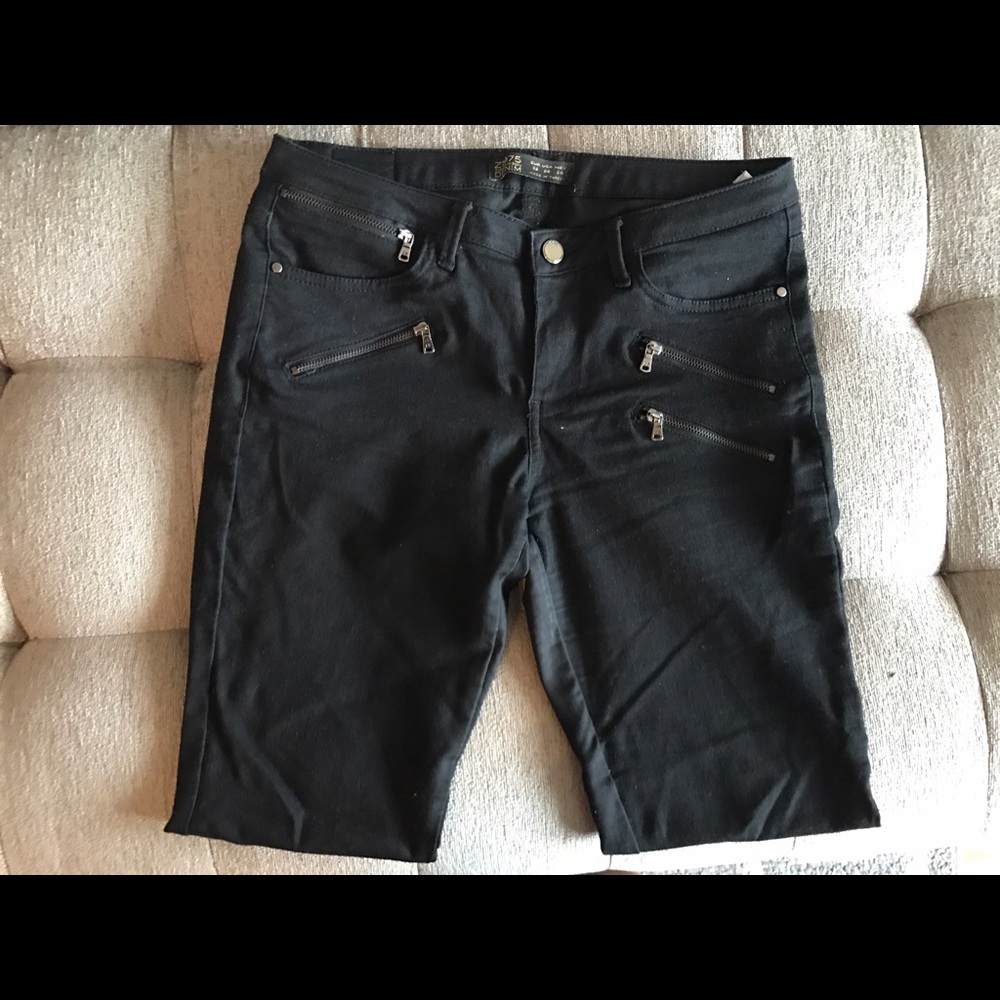 Zara Black Skinny Pants with Zippers