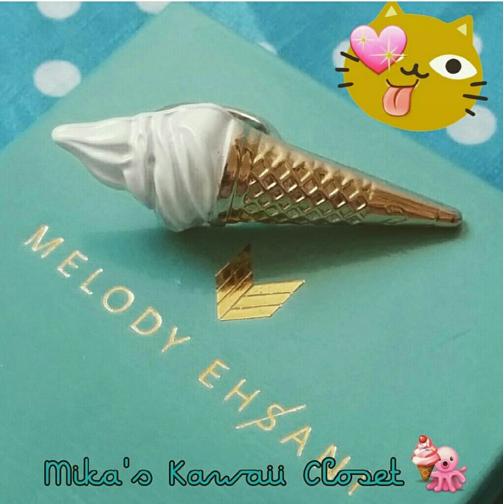 MELODI EHSANI Large Ice Cream cone 'Gold' Ring