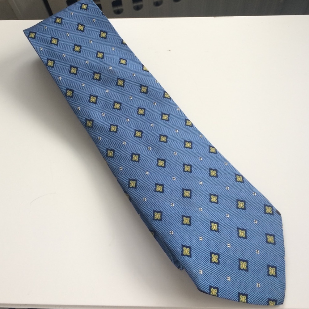 Brooks Brothers Tie
