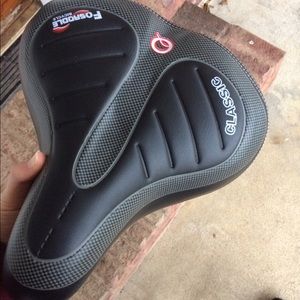 Wide bike seat with gel seating for comfort