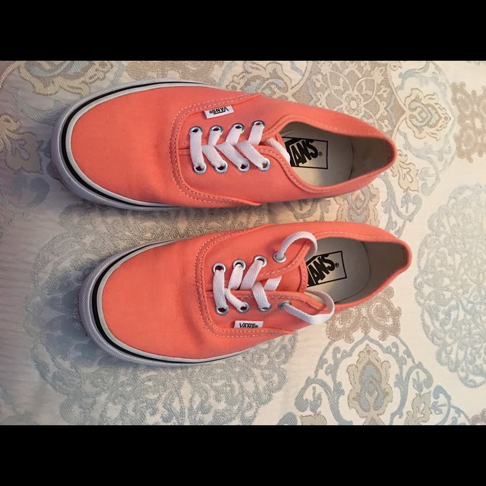 Vans sneakers selling price for the bundle